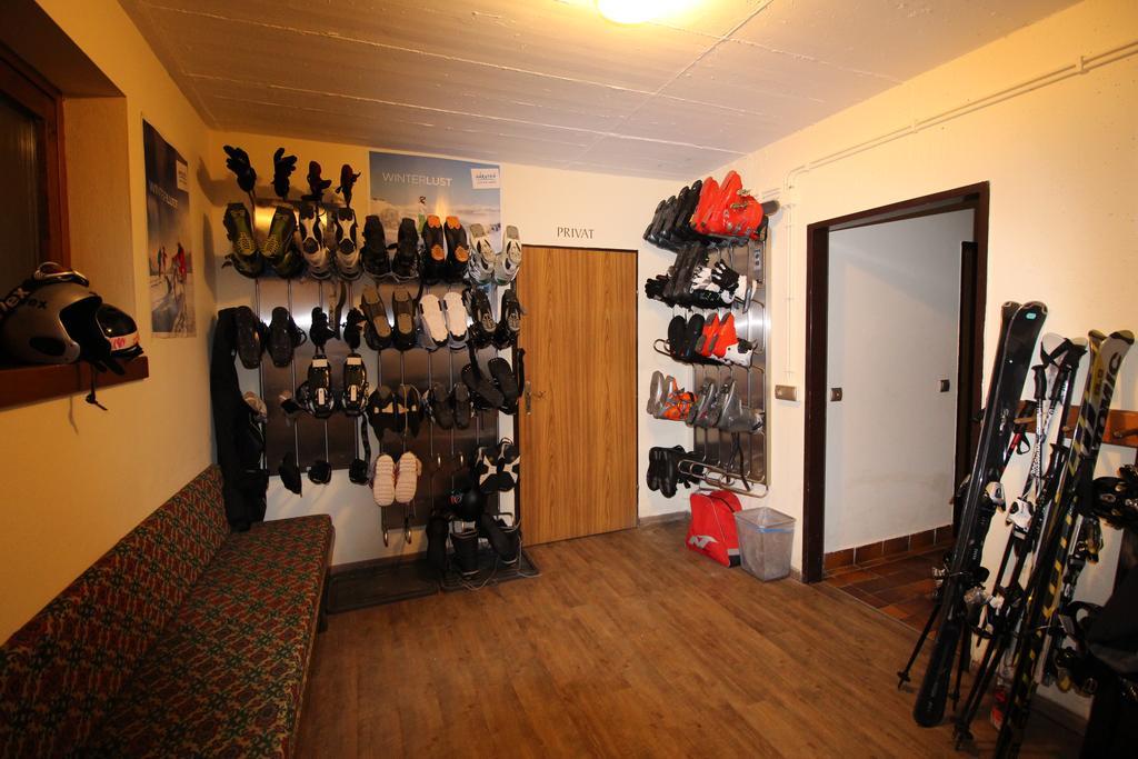 Pension & Appartements Ronacherhof Bad Kleinkirchheim Esterno foto