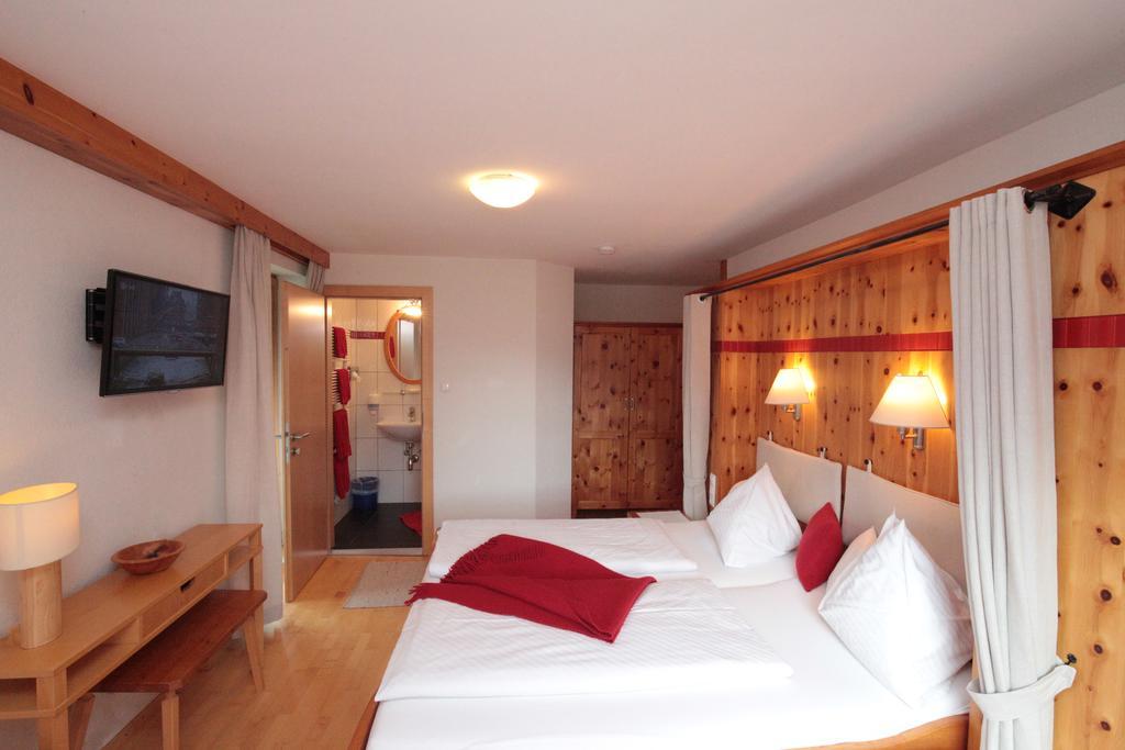 Pension & Appartements Ronacherhof Bad Kleinkirchheim Esterno foto